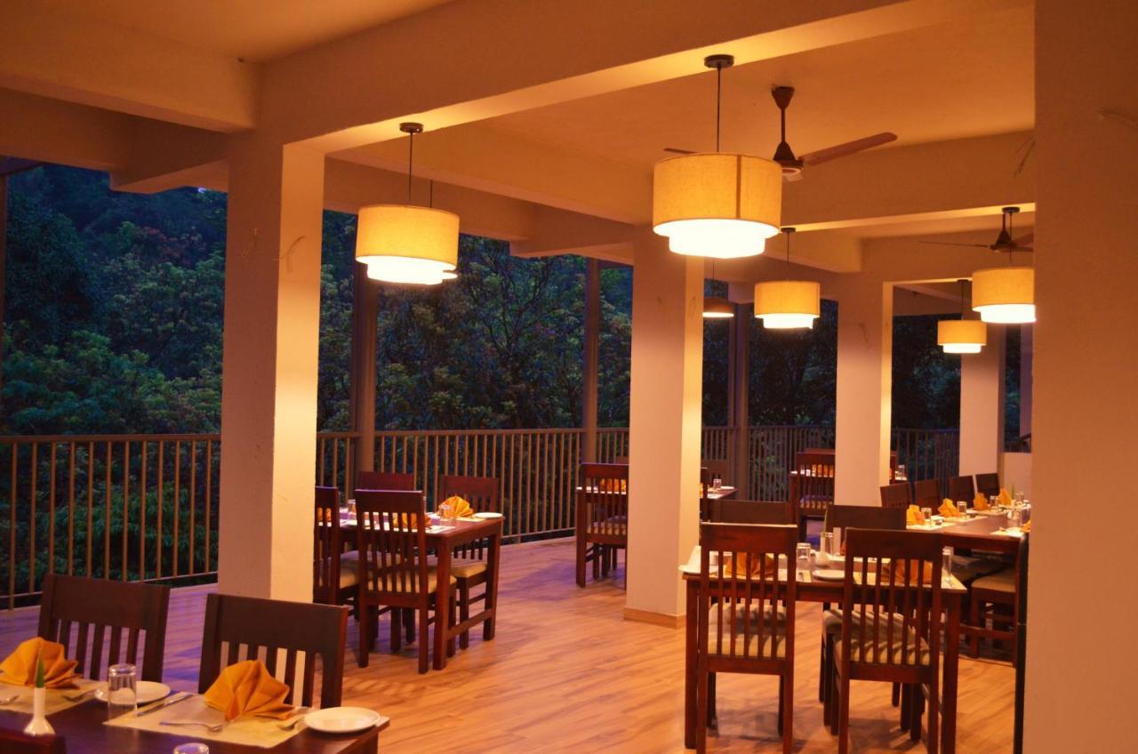 Abad Brookside Wayanad Vythiri Exterior foto