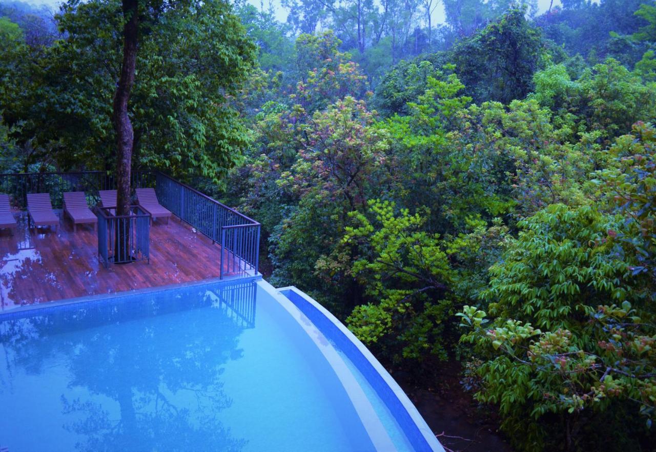Abad Brookside Wayanad Vythiri Exterior foto