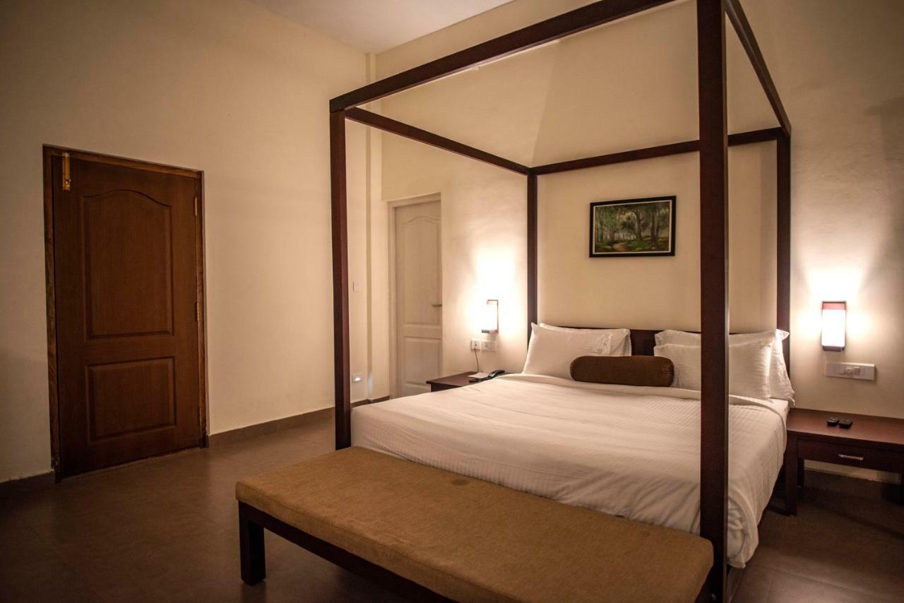 Abad Brookside Wayanad Vythiri Exterior foto